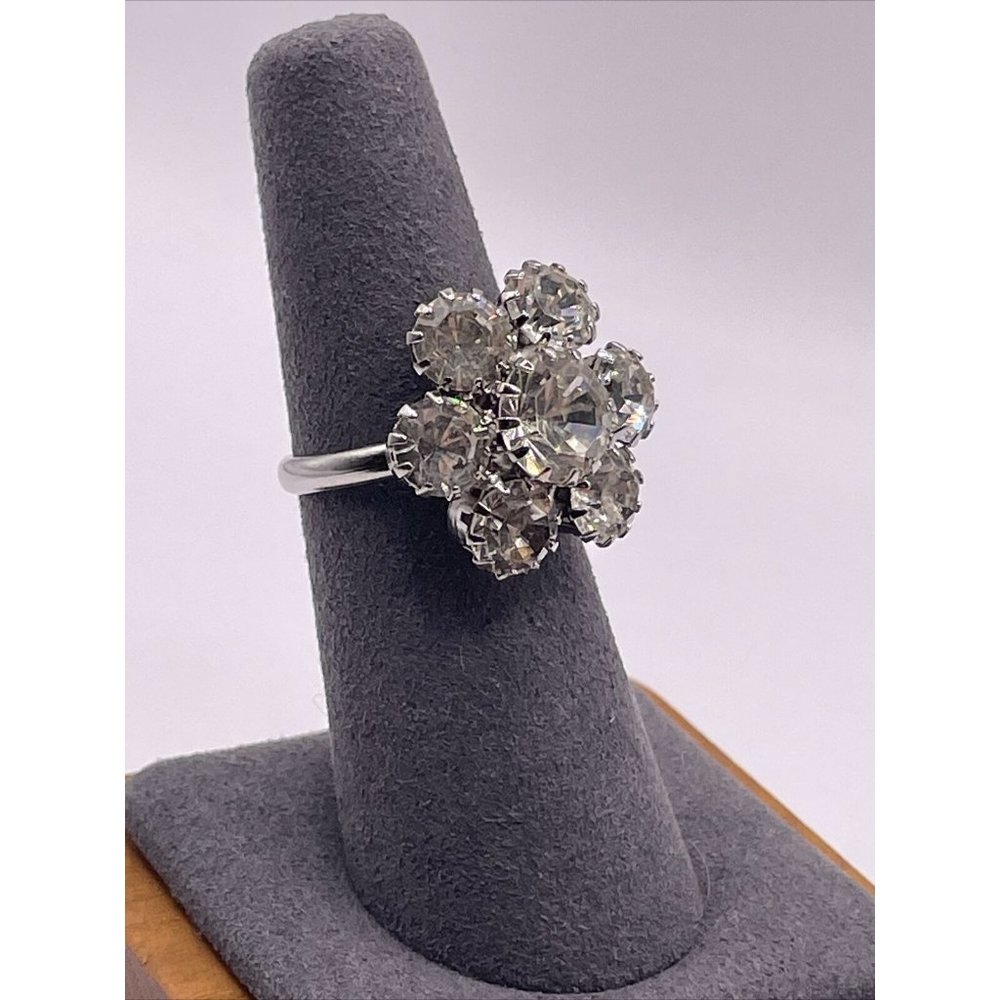 Vintage Clear Rhinestone Prong Set Adjustable Flower‎ Ring Silver Tone 3D Floral - Picture 5 of 15